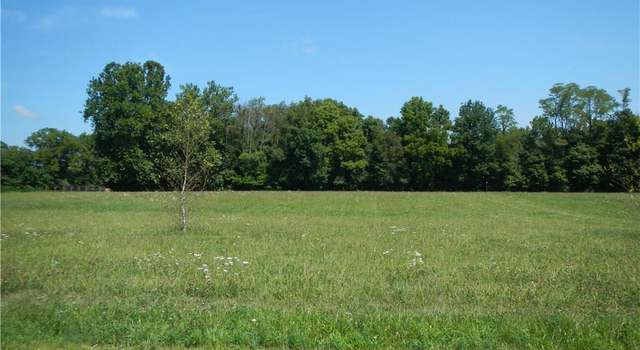 Photo of 4136 E County Line Rd, Mooresville, IN 46158