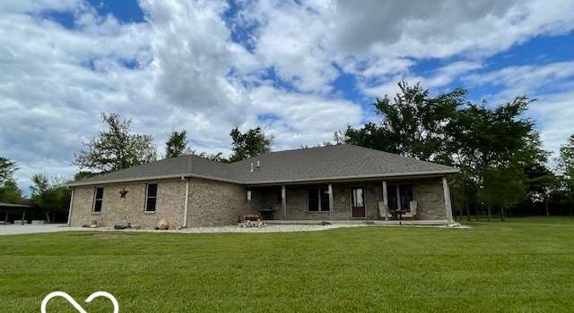 Photo of 11898 N 200 W, Fountaintown, IN 46130