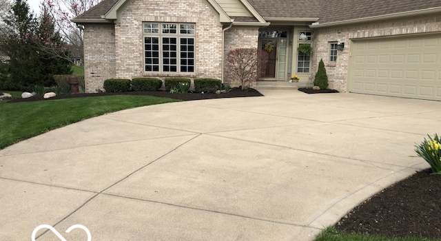 Photo of 5948 Mckinges Cir, Carmel, IN 46033