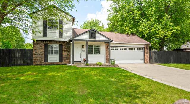 Photo of 8416 Buckingham Dr, Columbus, IN 47201