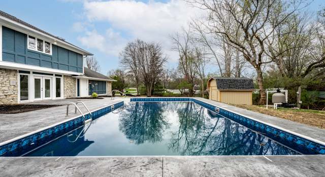 Photo of 1107 Leisure Ln, Greenwood, IN 46142