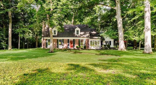 Property at 6280 N Chester Ave, Indianapolis, IN 46220, 4 beds, 3 baths