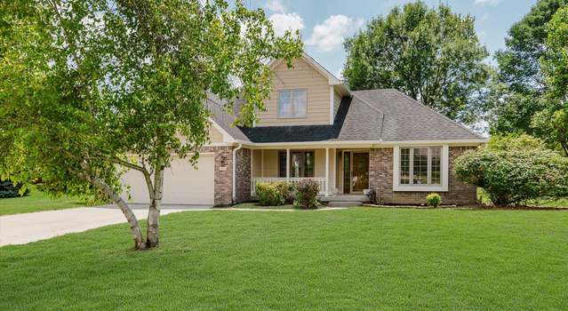 Photo of 93 Park Forest Dr N, Whiteland, IN 46184