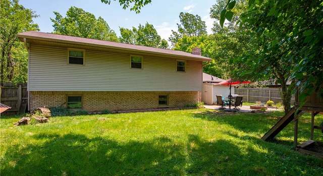 Photo of 8018 Vineyard Dr, Indianapolis, IN 46260