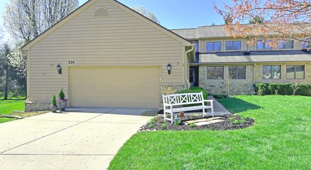 Photo of 226 Sandbrook Cir, Noblesville, IN 46062