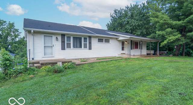 Photo of 225 N Hartstrait Rd, Bloomington, IN 47404