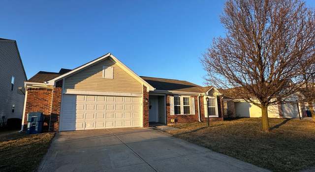 Photo of 8050 Twin River Dr, Indianapolis, IN 46239