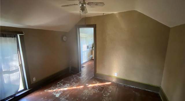 Photo of 401 Roosevelt Rd, Walkerton, IN 46574