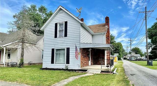 Photo of 820 W 9th St, Rushville, IN 46173