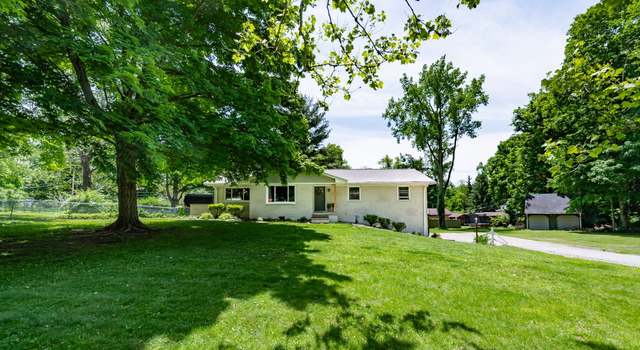 Photo of 6799 Lakeshore Dr, Avon, IN 46123