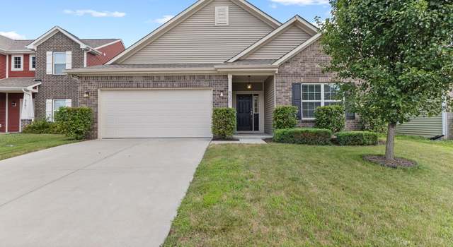 Photo of 5301 Tanglewood Ln, Whitestown, IN 46075