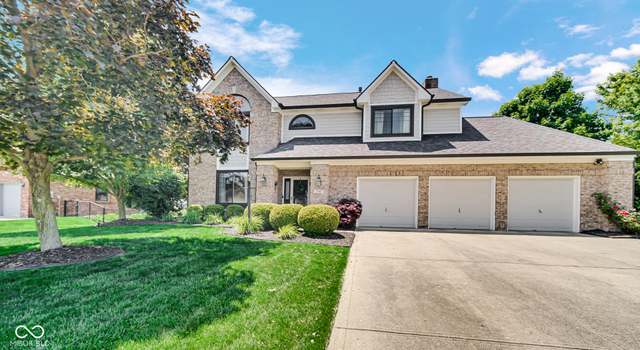 Photo of 318 Meadowview Ln, Greenwood, IN 46142