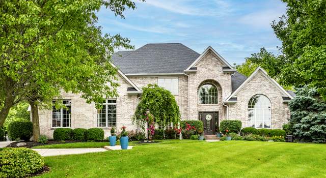 Photo of 1037 Deer Lake Dr, Carmel, IN 46032