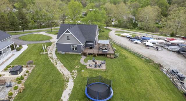 Photo of 9550 E Northshore Dr, Unionville, IN 47468