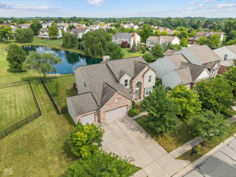 Photo of 11761 Boothbay Ln Fishers, IN 46037