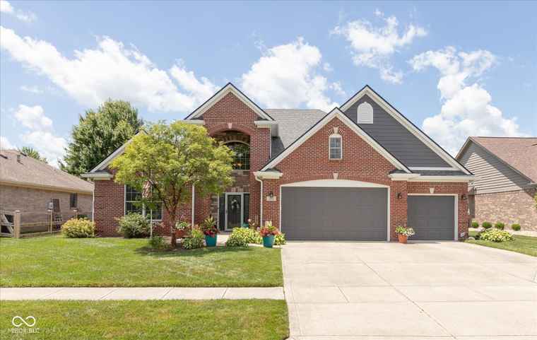Photo of 494 Leah Way Greenwood, IN 46142