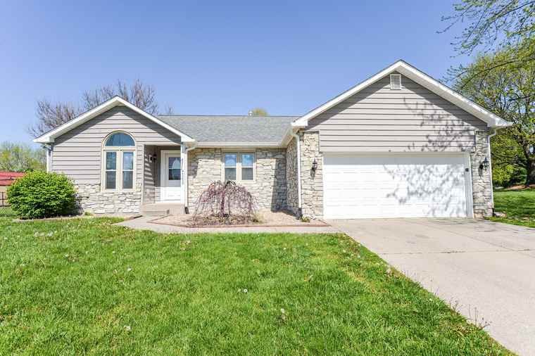 Photo of 5238 Kathie Ct Greenwood, IN 46143