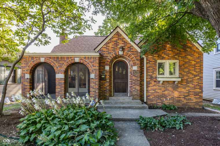 Photo of 5433 Broadway St Indianapolis, IN 46220