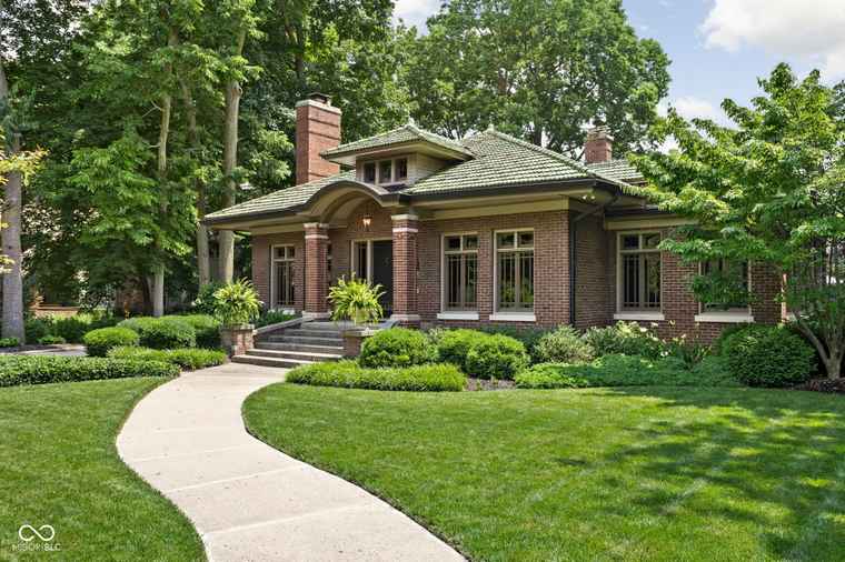 Photo of 4455 Broadway St Indianapolis, IN 46205