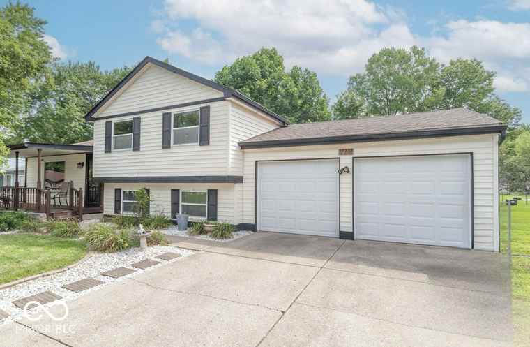Photo of 1417 Lansdowne Rd Indianapolis, IN 46234