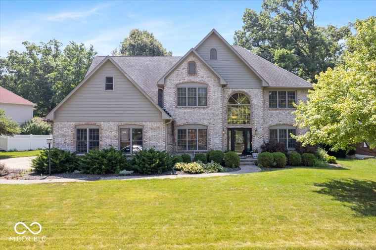 Photo of 7565 Timber Springs Dr S Fishers, IN 46038