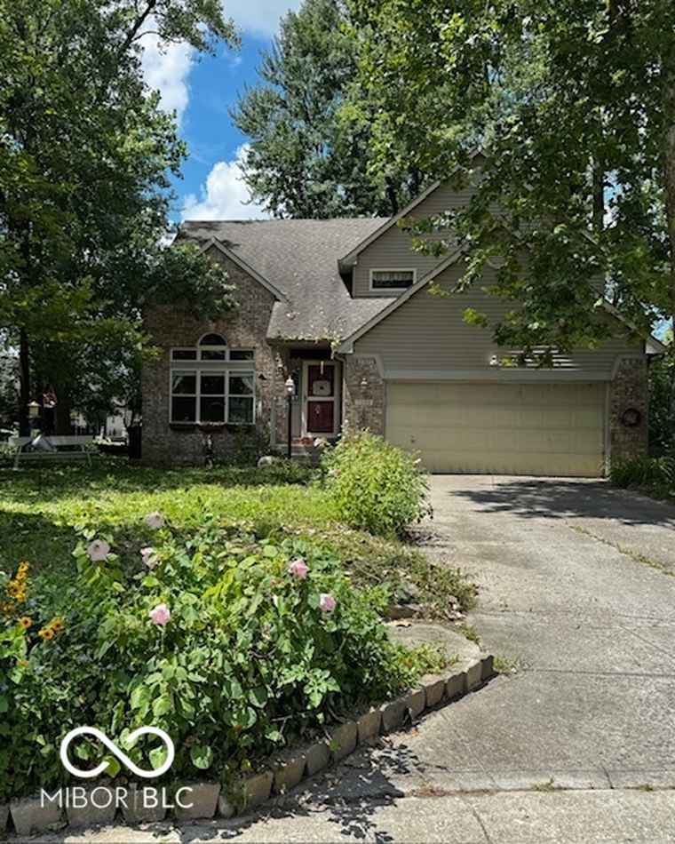 Photo of 7260 Bradford Woods Way Indianapolis, IN 46268
