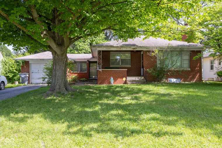 Photo of 4124 Roselawn Dr Indianapolis, IN 46226