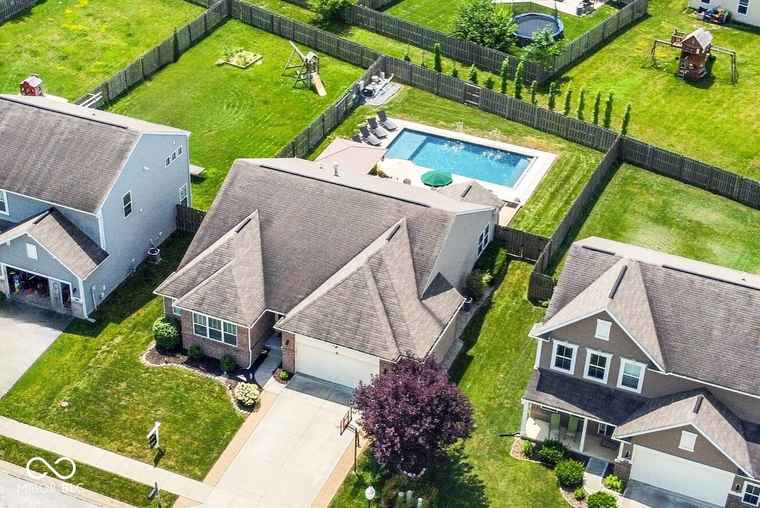 Photo of 10535 Pintail Ln Indianapolis, IN 46239