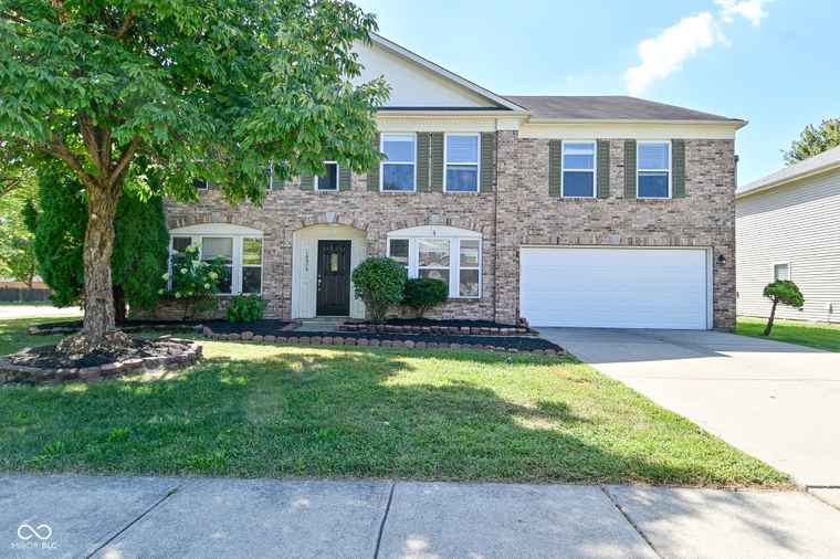 Photo of 10373 Camby Xing Fishers, IN 46038