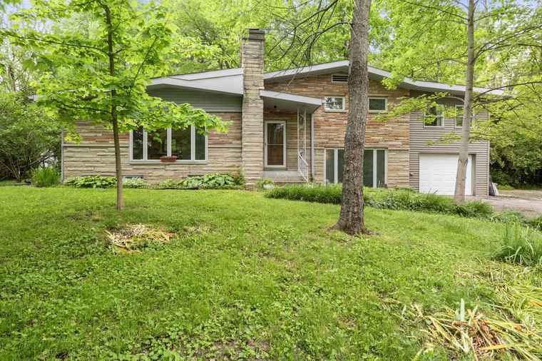 Photo of 7000 Rodebaugh Rd Indianapolis, IN 46268
