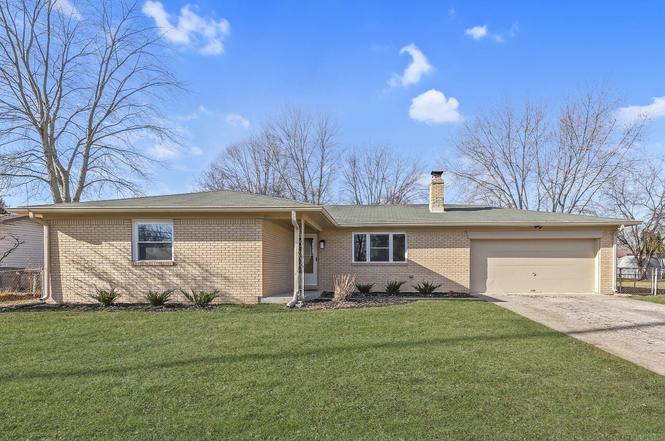 7902 S Sherman Dr, Indianapolis, IN 46237 | MLS# 21954279 | Redfin