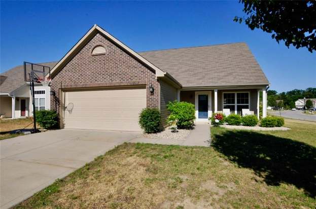 3604 Miesha Dr Indianapolis In 46217 Mls 21704018 Redfin