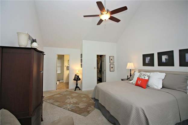 5280 Avian Way Carmel In 46033 4 Beds 2 5 Baths