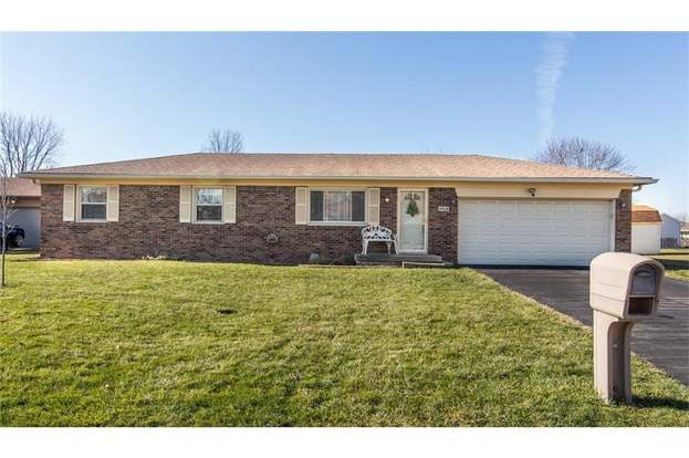 4926 royal orbit ct
