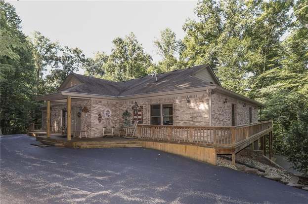 1555 S Pine Ridge Dr Martinsville In 46151 Mls 21581977 Redfin