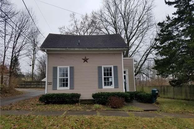 303 S D St Richmond In 47374 Mls 21662996 Redfin