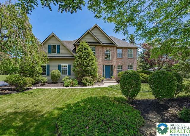 Property at 2319 Chardonnay Dr, Lower Macungie Twp, PA 18062, 4 beds, 3.5 baths