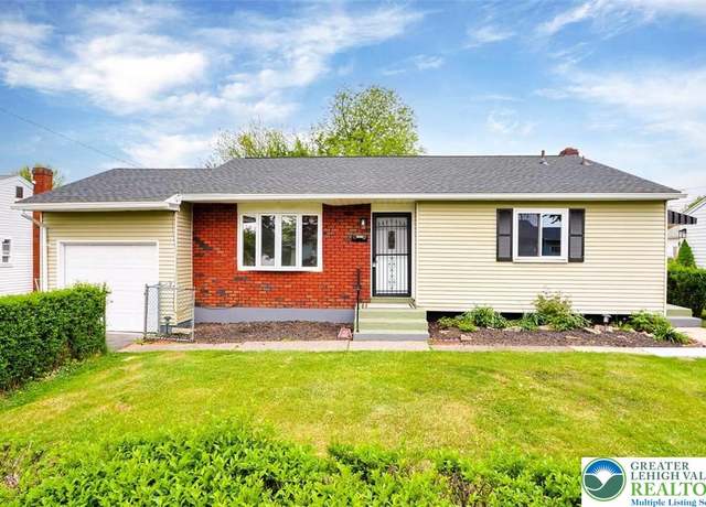 Property at 1903 Stonington Rd, Bethlehem City, PA 18018, 3 beds, 1 bath