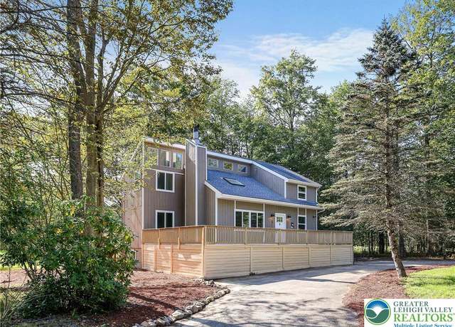 Property at 114 Independence Trl, Tunkhannock Twp, PA 18334, 4 beds, 2 baths
