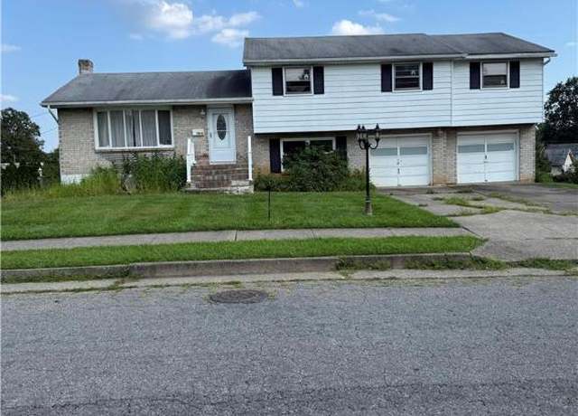 Property at 1824 Barrett Dr, Bethlehem City, PA 18017, 5 beds, 2.5 baths
