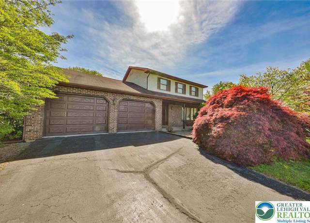 Property at 213 Hunter St, Easton, PA 18045, 3 beds, 2.5 baths