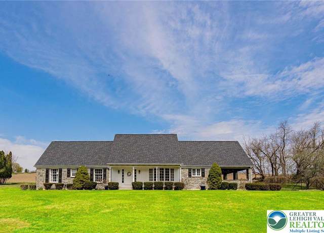 Property at 5433 Snowdrift Rd, South Whitehall Twp, PA 18069, 6 beds, 3.5 baths