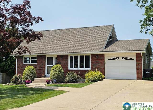 Property at 1553 1st St, Bethlehem Twp, PA 18020, 4 beds, 2 baths