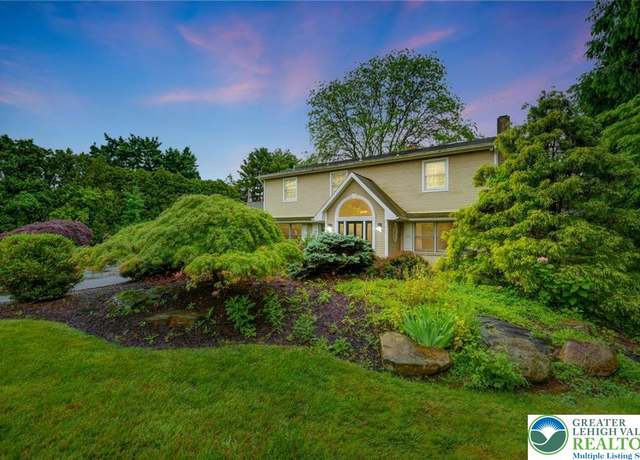 Property at 938 Meadow Cir, Bethlehem City, PA 18017, 5 beds, 5 baths