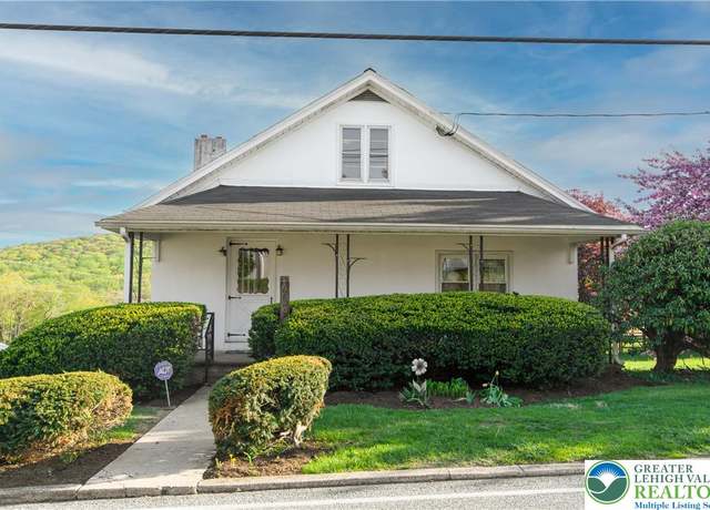 Property at 6566 Kings Hwy S, Upper Milford Twp, PA 18092, 3 beds, 1 bath