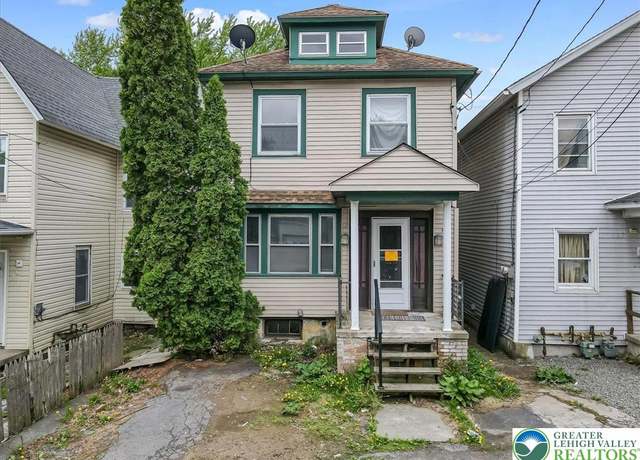 Property at 231 Putnam St, Lackawanna, PA 18508, 3 beds, 2 baths