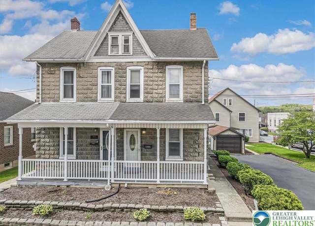 Property at 1666 Lincoln Ave, Northampton Borough, PA 18067, 3 beds, 1 bath