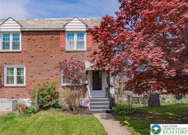 Property at 2102 Baker Dr, Allentown City, PA 18103, 3 beds, 1 bath