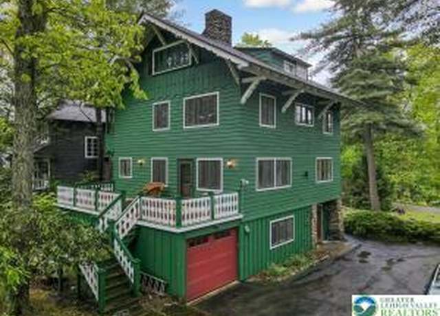 Property at 119 Falls Dr, Barrett Twp, PA 18323, 5 beds, 4 baths
