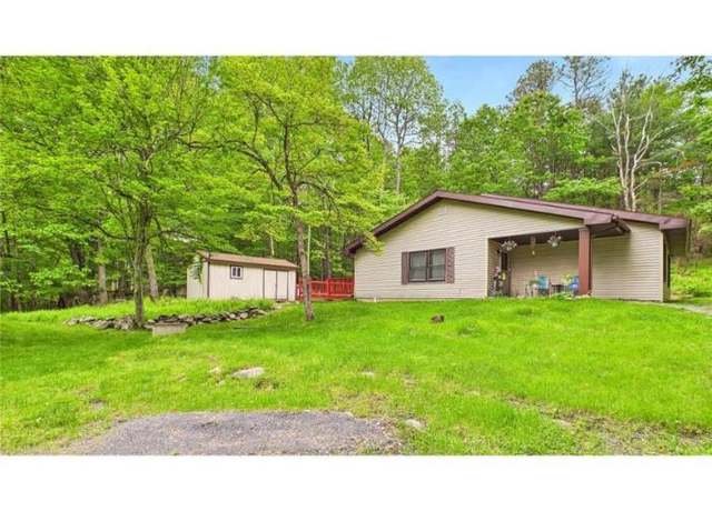 Property at 108 Abbey Ln, Lehman Twp, PA 18302, 2 beds, 2 baths
